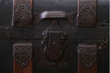 アンティーク雑貨　イギリスアンティーク　ブラックトランク