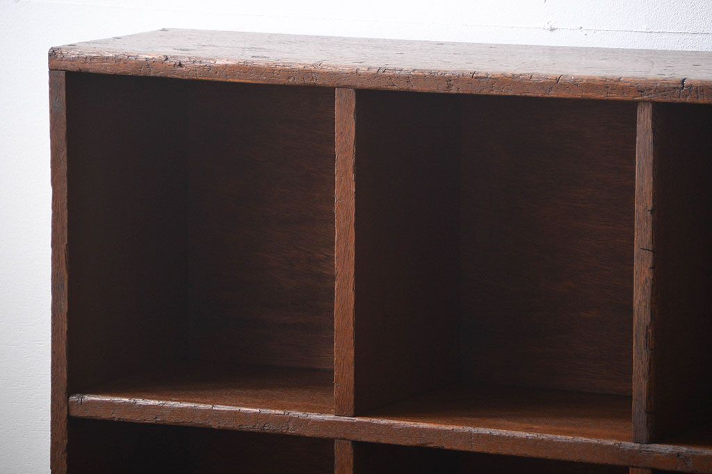 レトロ家具　 昭和レトロ　小さなマス目棚(3)