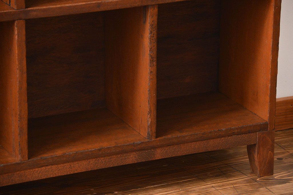 レトロ家具　昭和レトロ　小さなマス目棚(6)