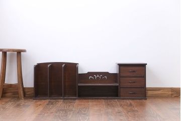 アンティーク家具　引き出し付き!透かし彫りがお洒落な大きな本立て