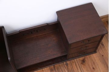 アンティーク家具　引き出し付き!透かし彫りがお洒落な大きな本立て