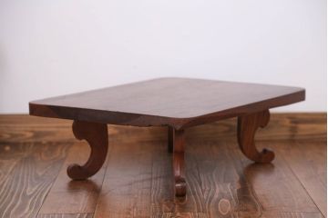 【ご成約済】檜材!脚のデザインが素敵な小さな机(加工費込み)