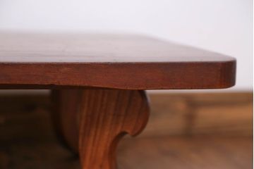 【ご成約済】檜材!脚のデザインが素敵な小さな机(加工費込み)