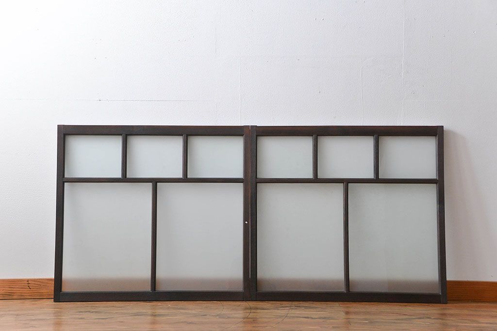 大正ロマン　モダンな背の低いガラス戸2枚(窓)