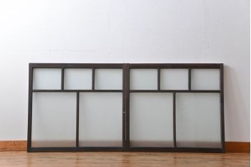 大正ロマン　モダンな背の低いガラス戸2枚(窓)