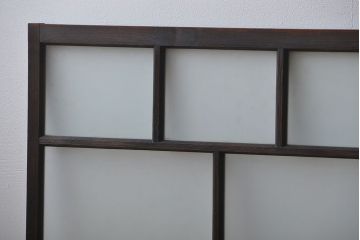 大正ロマン　モダンな背の低いガラス戸2枚(窓)