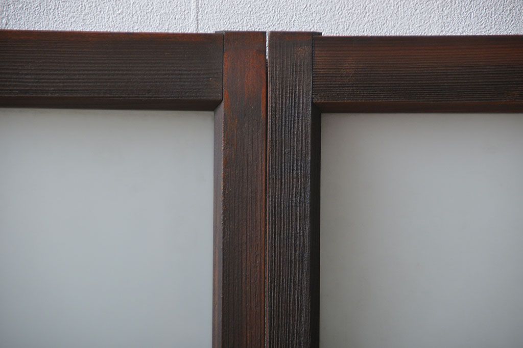 大正ロマン　モダンな背の低いガラス戸2枚(窓)