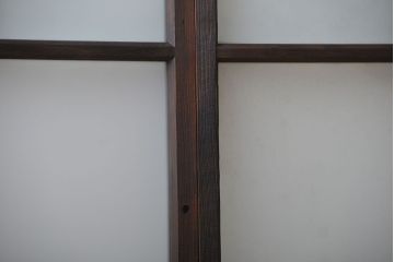 大正ロマン　モダンな背の低いガラス戸2枚(窓)