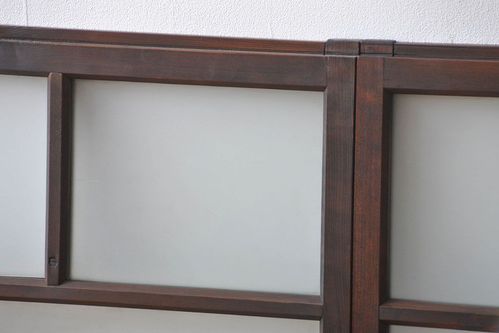 大正ロマン　モダンな背の低いガラス戸2枚(窓)