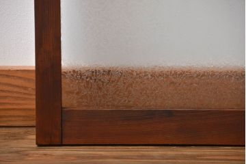 アンティーク グルーチップガラス入りフィックス窓