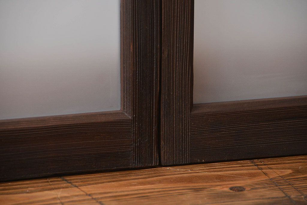 大正ロマン　モダンな背の低いガラス戸2枚(窓)(4)