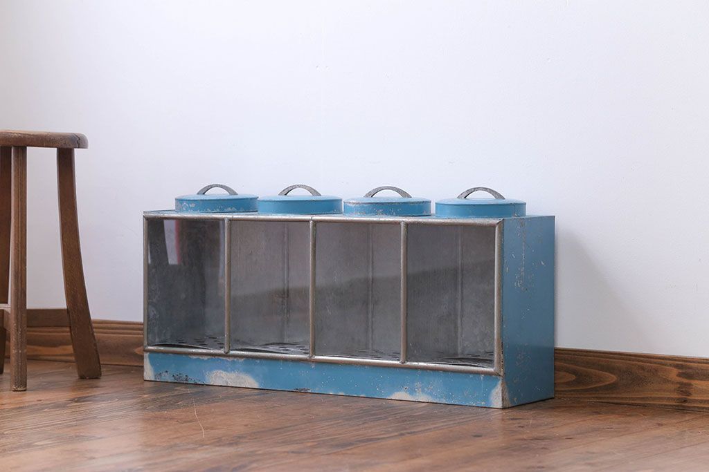 レトロ家具　昭和レトロ　ブリキガラスケース