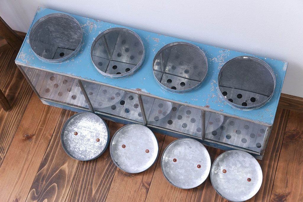 レトロ家具　昭和レトロ　ブリキガラスケース