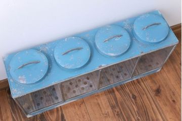 レトロ家具　昭和レトロ　ブリキガラスケース