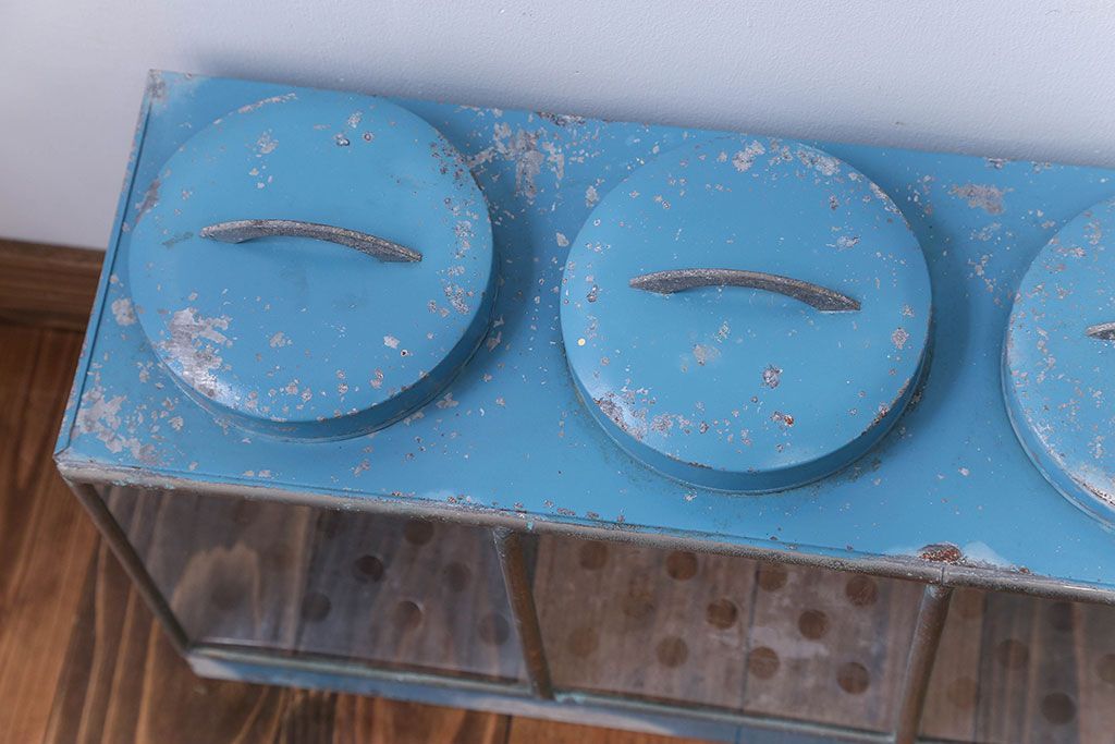 レトロ家具　昭和レトロ　ブリキガラスケース