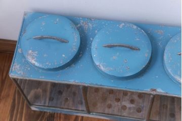 レトロ家具　昭和レトロ　ブリキガラスケース