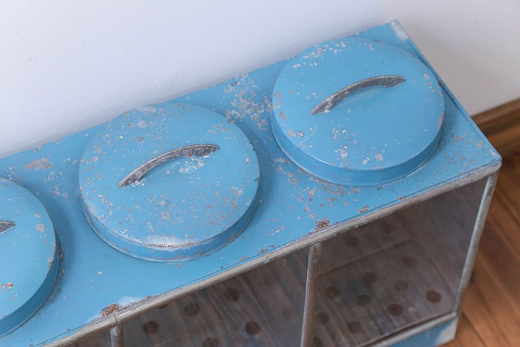 レトロ家具　昭和レトロ　ブリキガラスケース