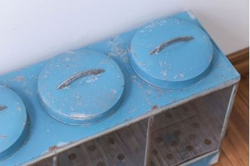 レトロ家具　昭和レトロ　ブリキガラスケース