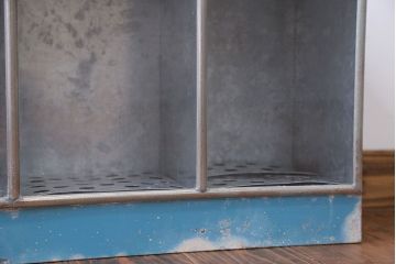 レトロ家具　昭和レトロ　ブリキガラスケース