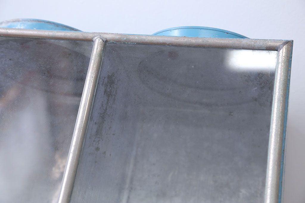 レトロ家具　昭和レトロ　ブリキガラスケース