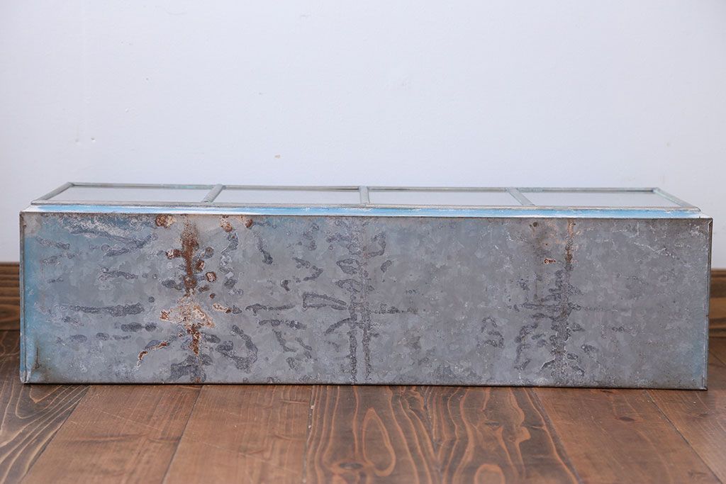 レトロ家具　昭和レトロ　ブリキガラスケース