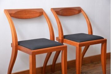 中古　ポラダ(porada)社　アーレキン　ダイニングチェア　2脚セット(定価2脚で約24万円)