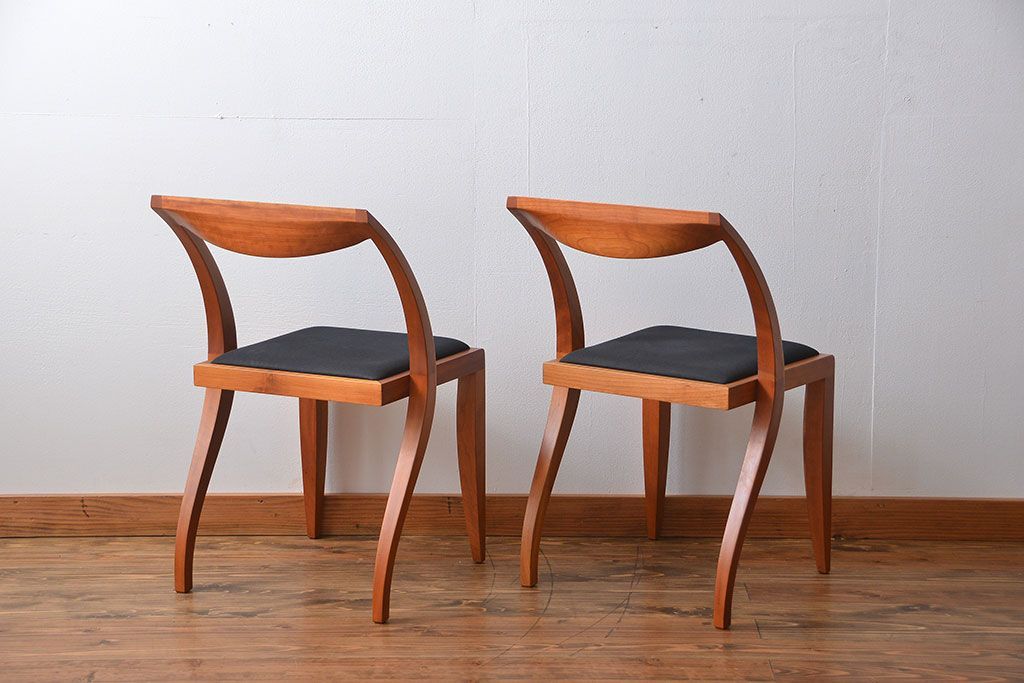 中古　ポラダ(porada)社　アーレキン　ダイニングチェア　2脚セット(定価2脚で約24万円)