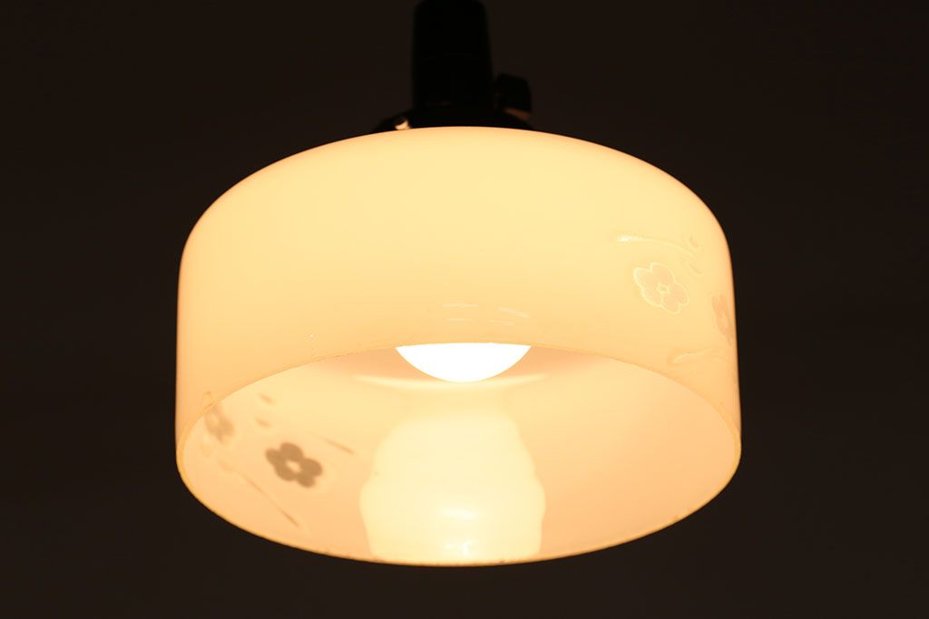 昭和レトロ　吊り下げ照明(1)