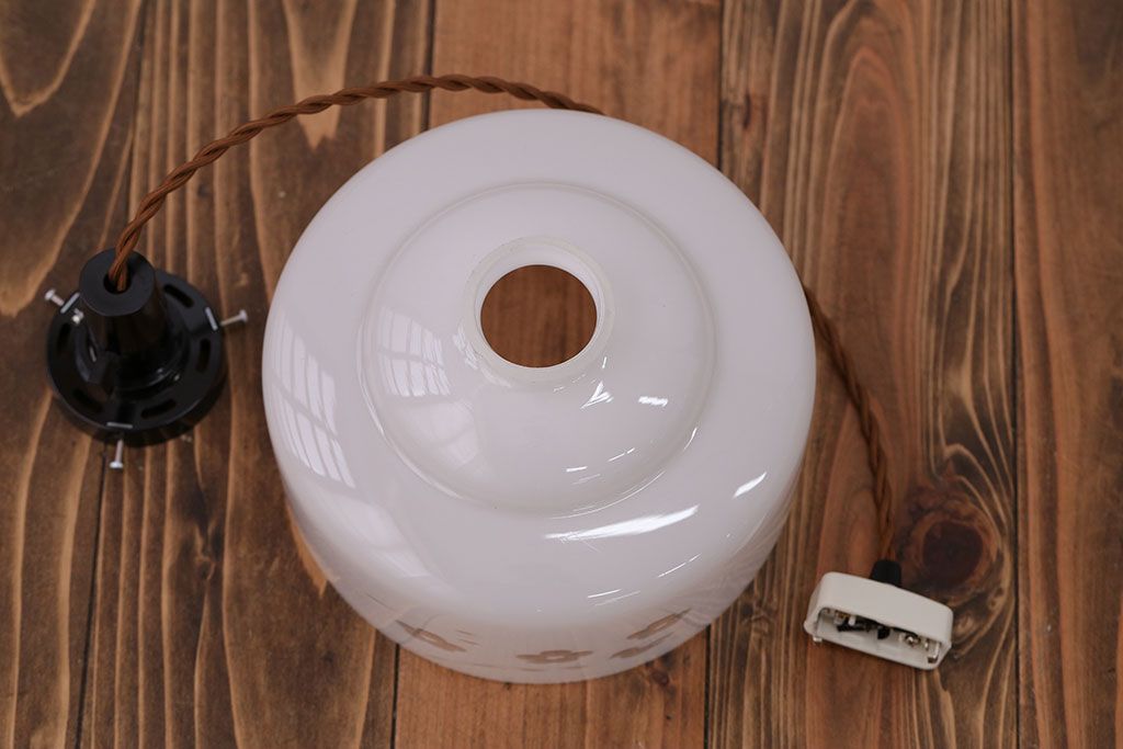 昭和レトロ　吊り下げ照明(1)