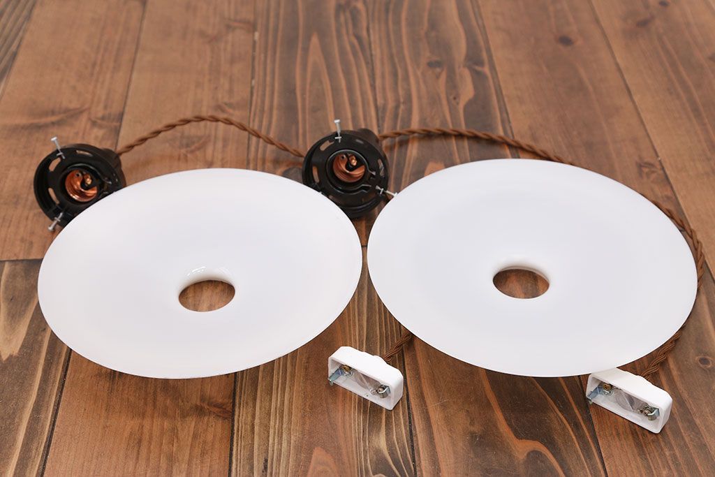 昭和レトロ　平笠照明2個セット(1)