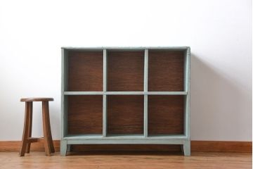 アンティーク家具　 アンティークペイント　小さなマス目棚(1)