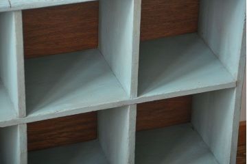 アンティーク家具　 アンティークペイント　小さなマス目棚(1)