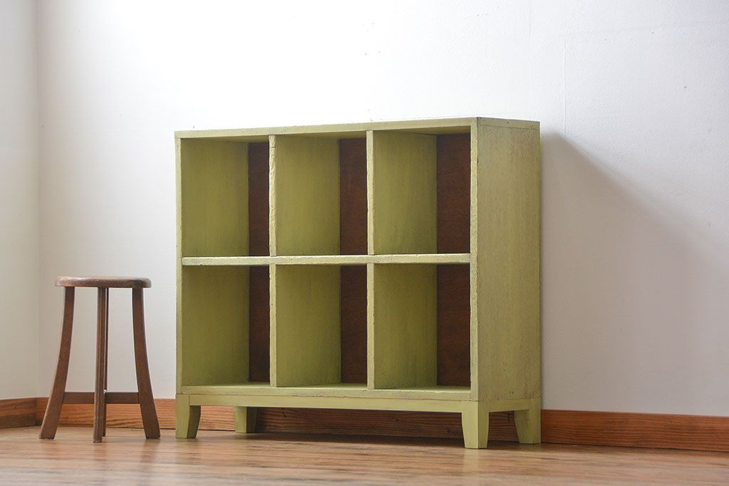 アンティーク家具　 アンティークペイント　小さなマス目棚(2)