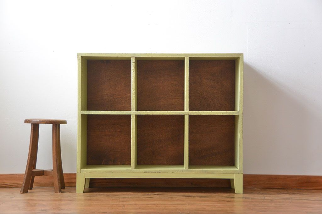 アンティーク家具　 アンティークペイント　小さなマス目棚(2)