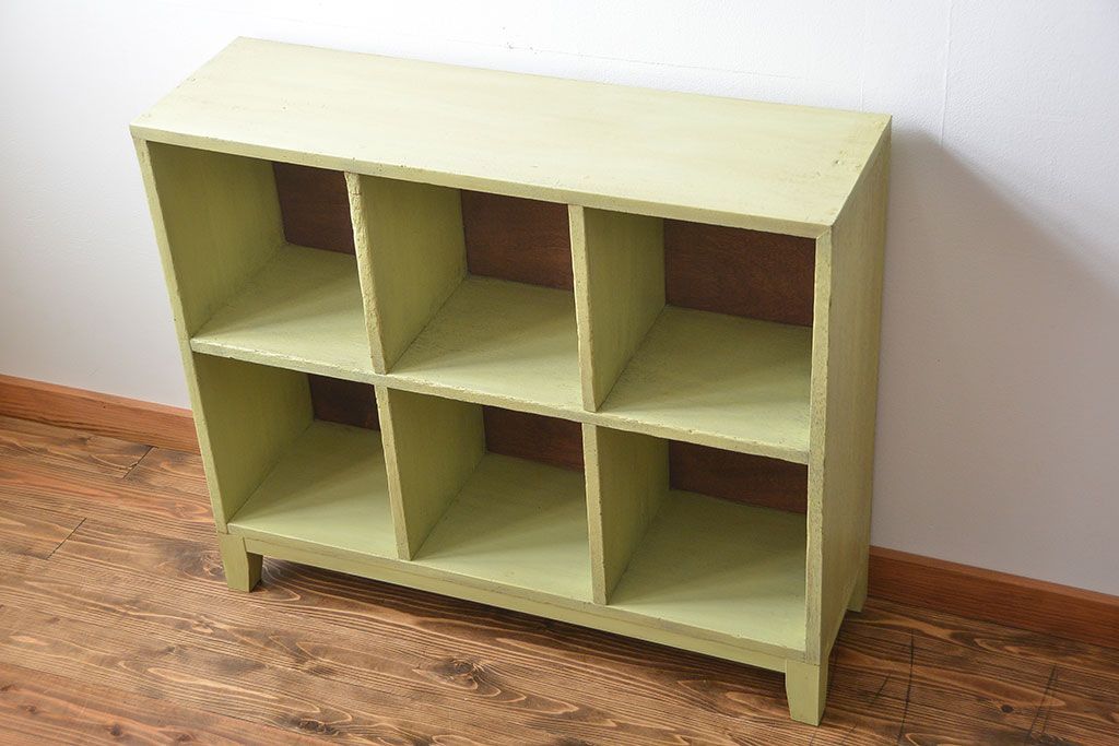 アンティーク家具　 アンティークペイント　小さなマス目棚(2)