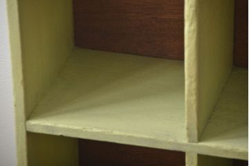 アンティーク家具　 アンティークペイント　小さなマス目棚(2)