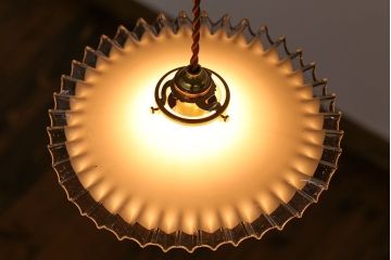 イギリスアンティーク　かわいいフリルシェード照明(4)