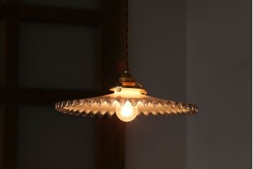 イギリスアンティーク　かわいいフリルシェード照明(5)