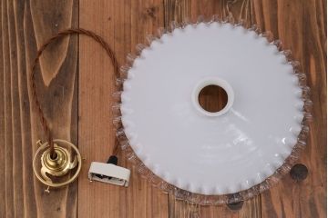 イギリスアンティーク　かわいいフリルシェード照明(5)