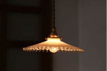 イギリスアンティーク　かわいいフリルシェード照明(7)
