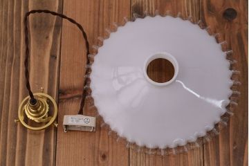 イギリスアンティーク　かわいいフリルシェード照明(7)