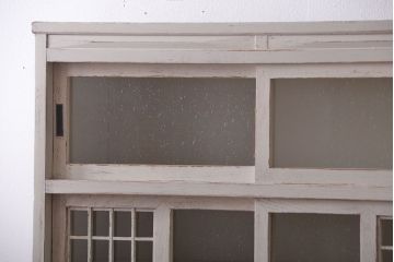 アンティーク家具　アンティークペイント　お洒落な食器棚