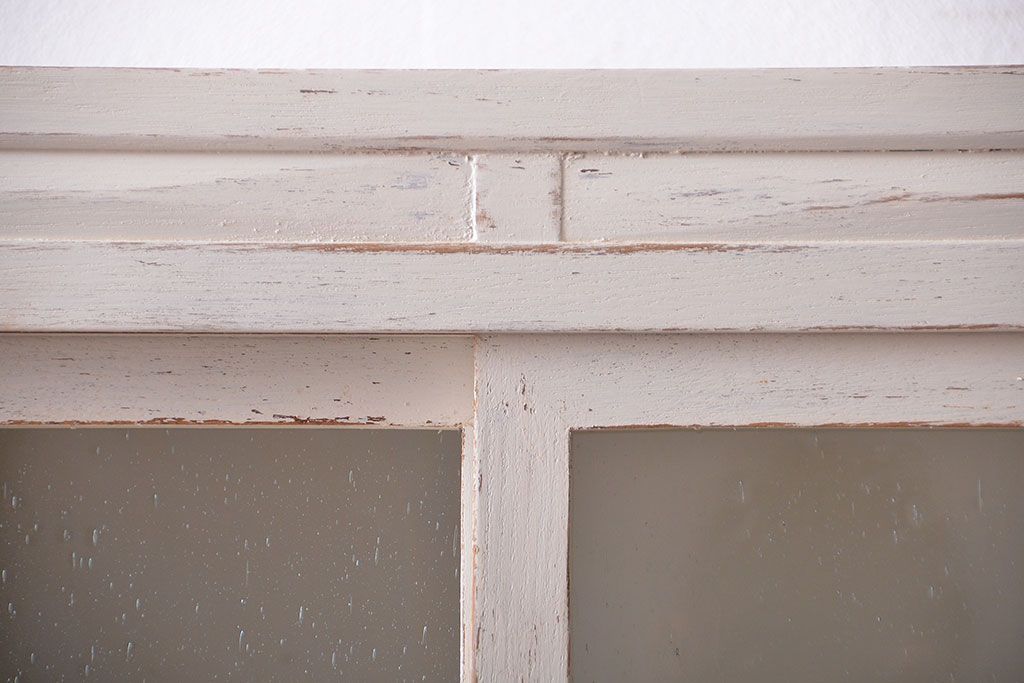 アンティーク家具　アンティークペイント　お洒落な食器棚