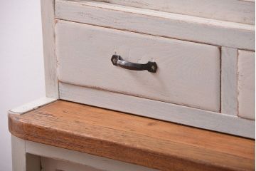 アンティーク家具　アンティークペイント　お洒落な食器棚