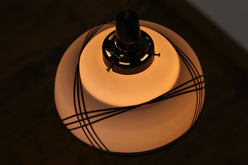 昭和レトロ モダンなセルライド照明