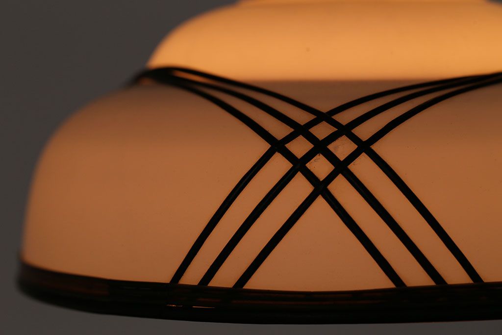 昭和レトロ モダンなセルライド照明