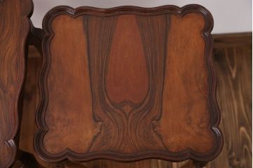 アンティーク家具　イギリスアンティーク バールウォルナット天板ネストテーブル