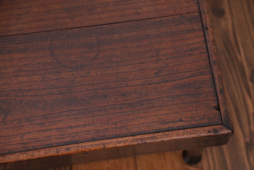 アンティーク家具　古民具・骨董 小さなテーブル