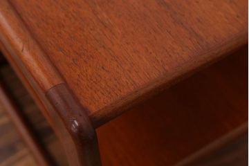 ヴィンテージ家具　北欧ビンテージ　マッキントッシュ製チーク材センターテーブル