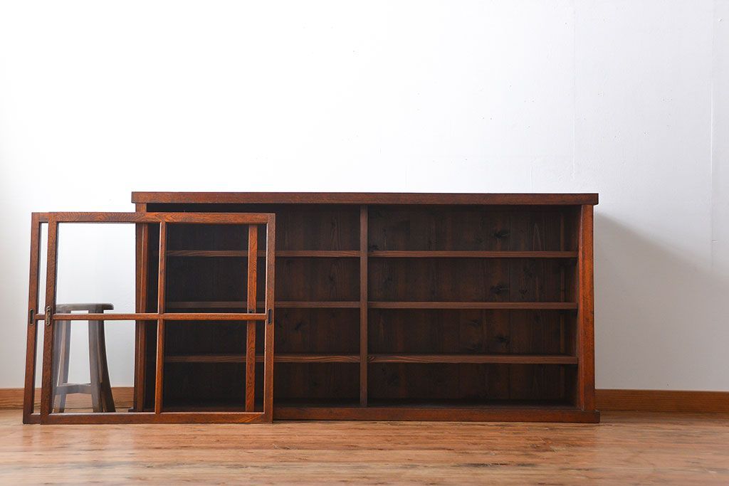 アンティーク家具　アンティーク　前面ナラ材の戸棚